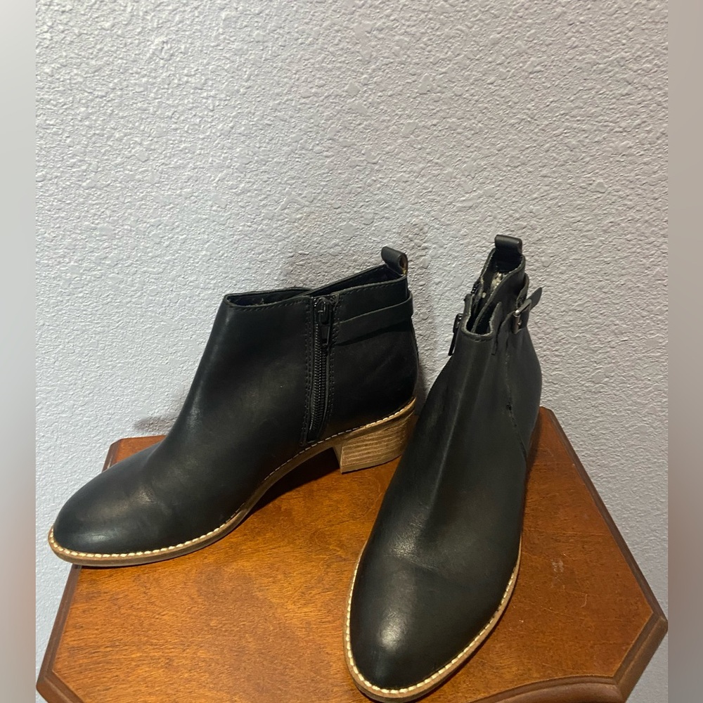 Lucky brand booties size 6